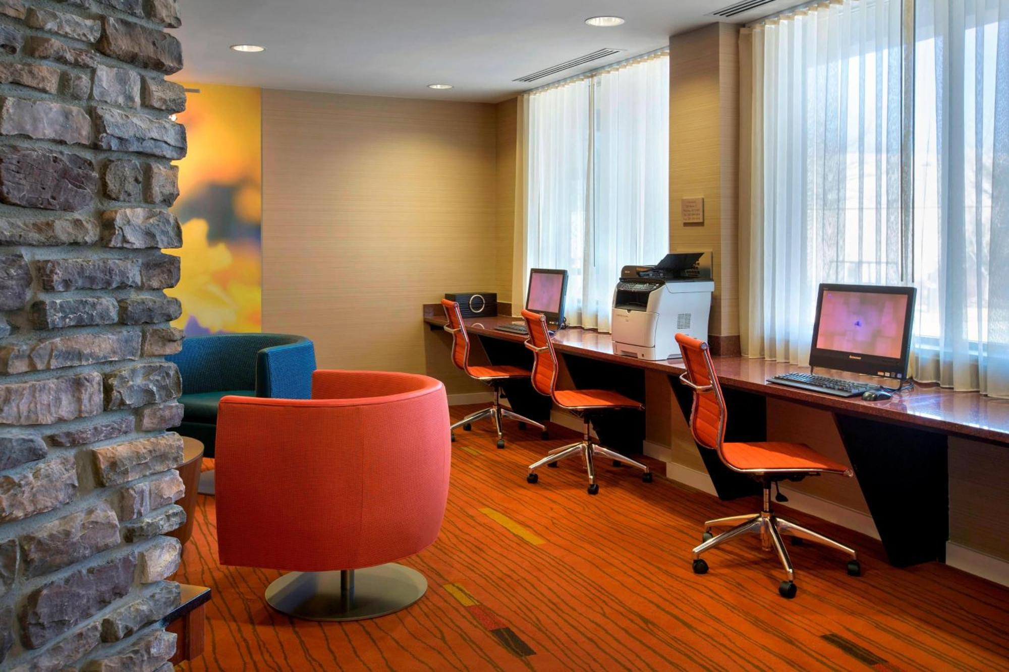 Hotel Courtyard By Marriott Paramus