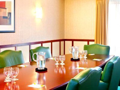 Courtyard By Marriott 3*