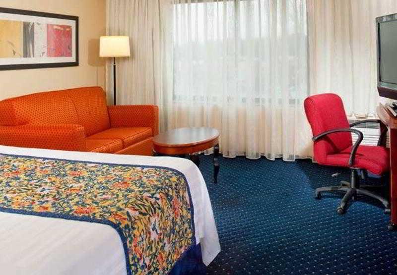 Hotel Courtyard By Marriott