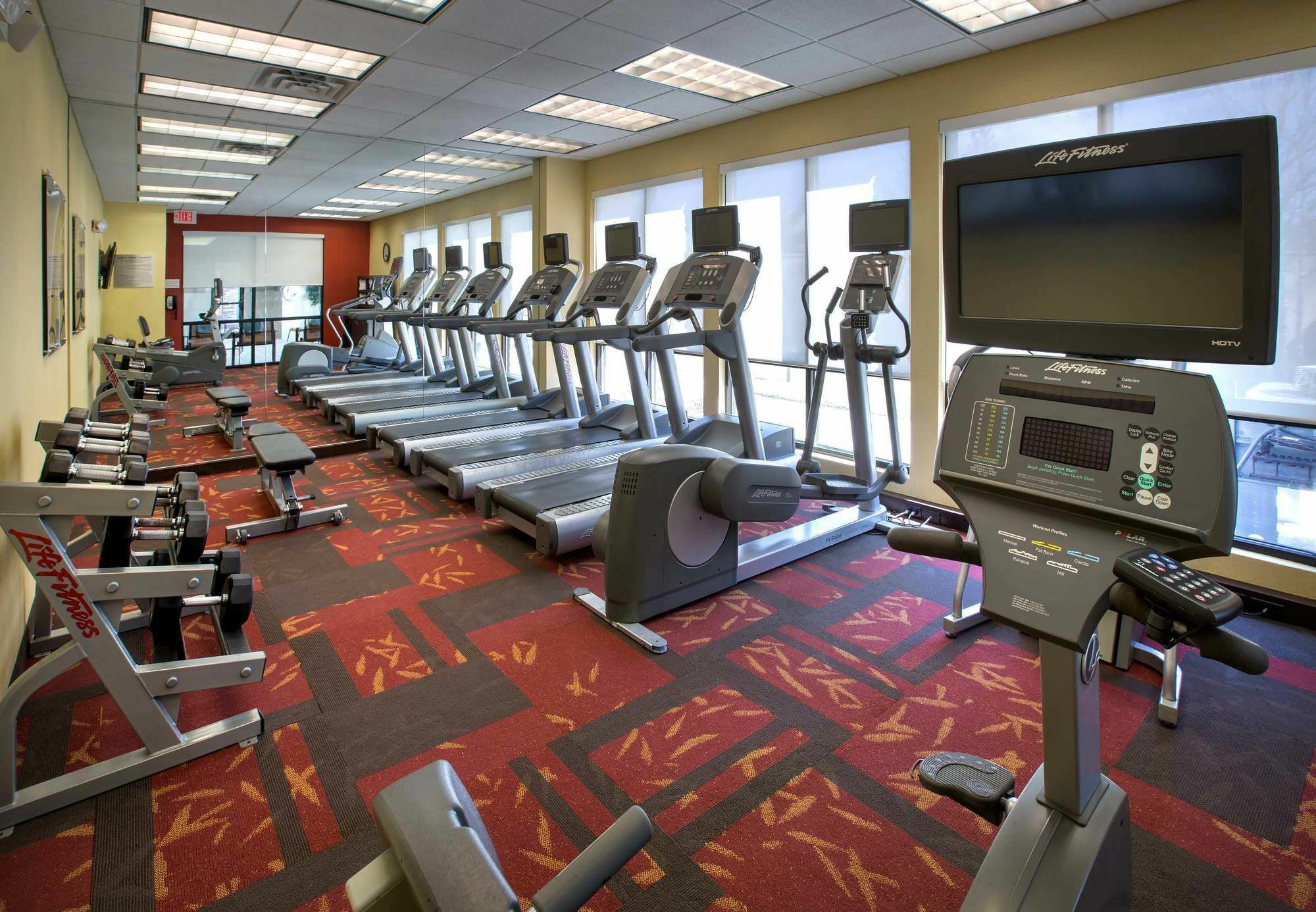 Courtyard By Marriott Paramus