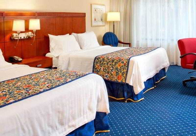 Hotel Courtyard By Marriott