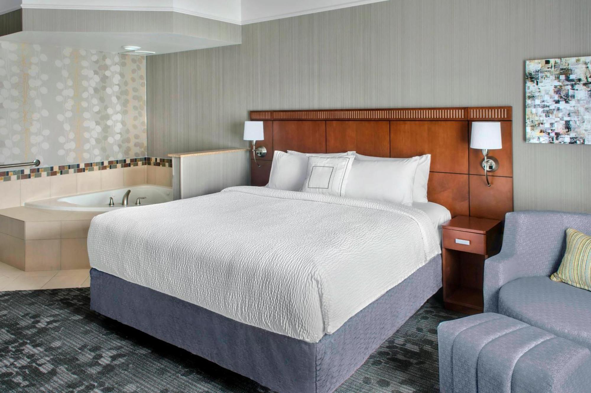 Hotel Courtyard By Marriott Paramus