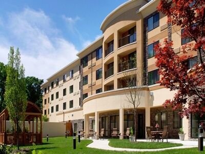 Courtyard By Marriott